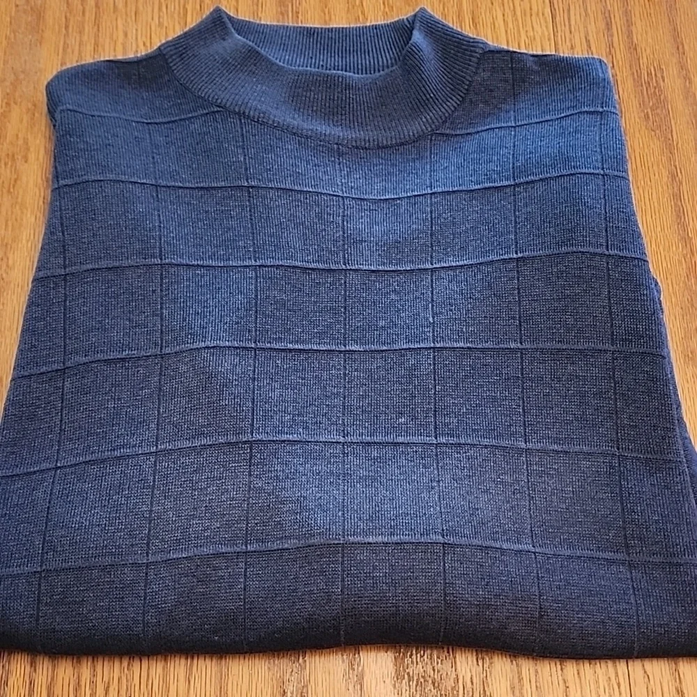 Men's Anthology Charcoal Sweater - Picture 9 of 9